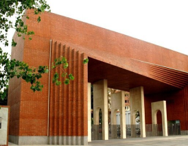 سردر دانشگاه شریف