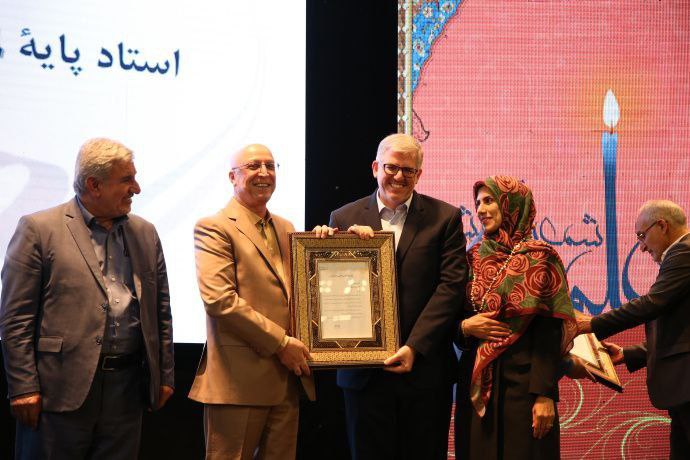 دکتر سالاریه در بین اساتید برتر کشوری